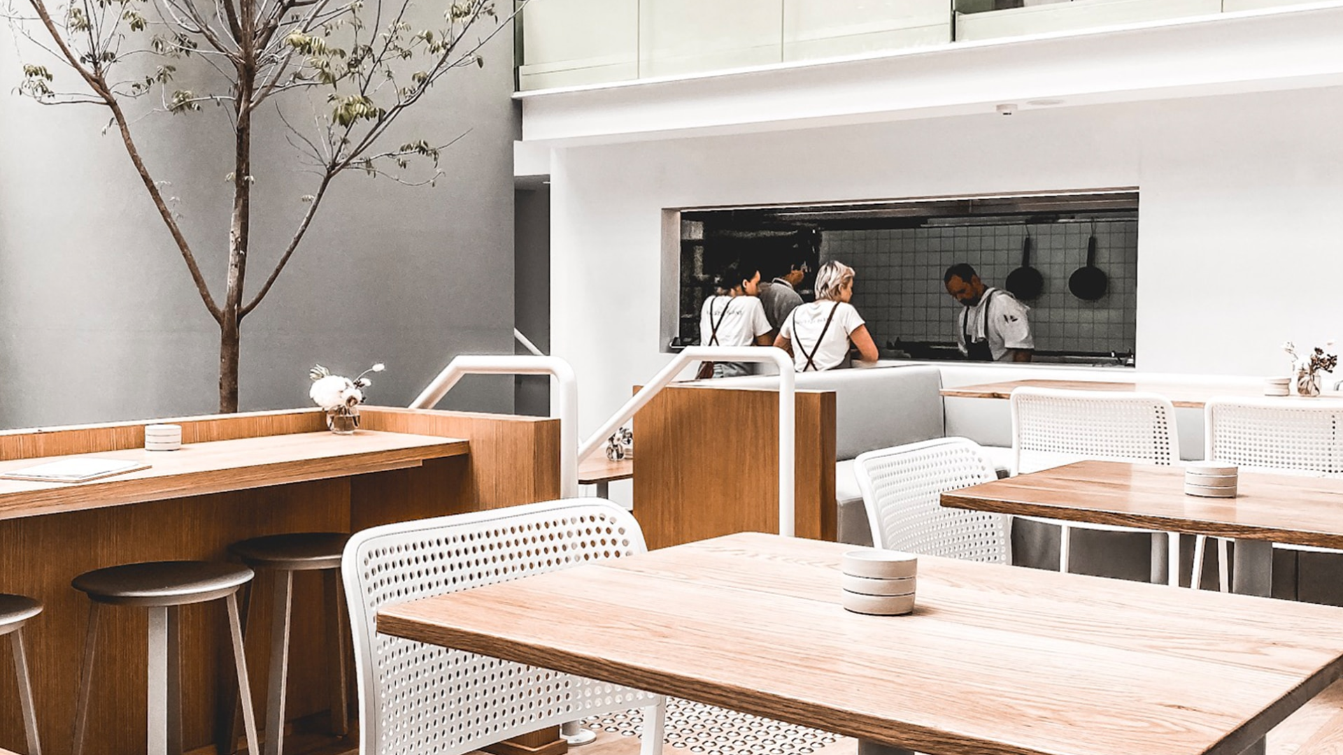 blog-hero image Employee Engagement Hospitality